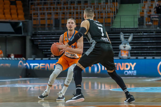 赛季的走向 赛季的走向